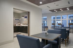 thumbnail: Breakfast area