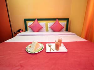 thumbnail: Room service - dining