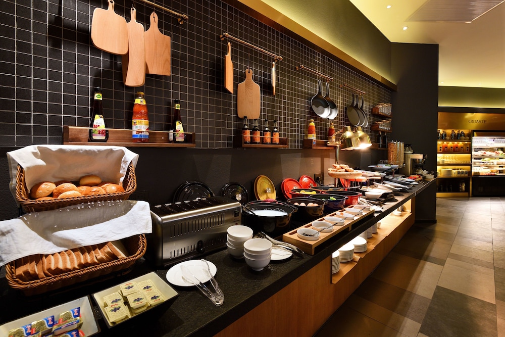 Restaurant-cafeteria