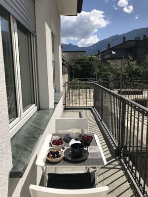 thumbnail: Balcony
