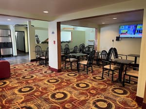 thumbnail: Breakfast area