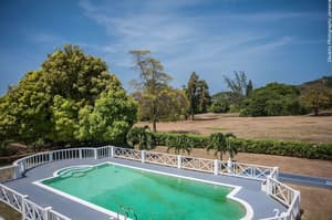 thumbnail: Outdoor pool