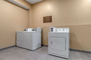 thumbnail: Laundry room