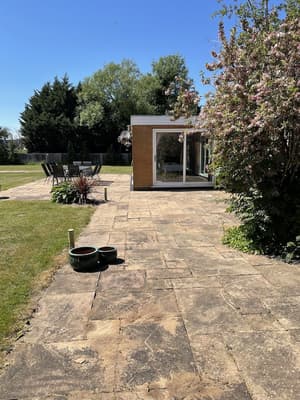 thumbnail: Terrace/patio