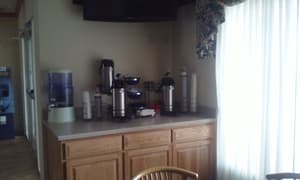 thumbnail: Breakfast area
