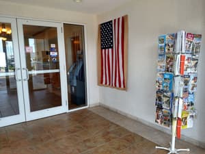 thumbnail: Interior entrance
