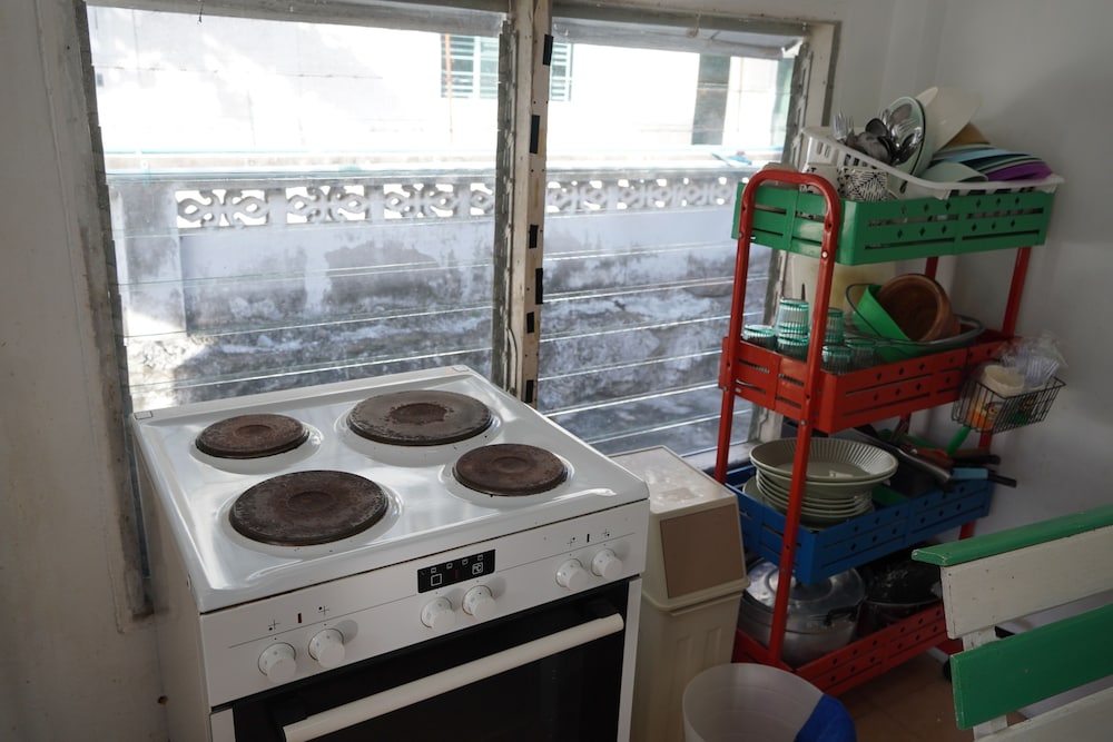 Shared kitchen facilities