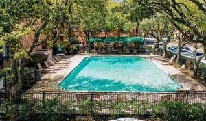 thumbnail: Outdoor pool