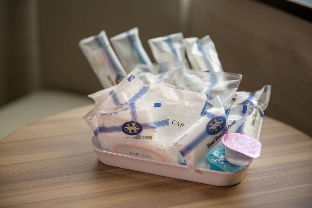 Bathroom amenities