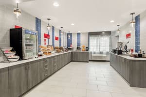 thumbnail: Breakfast area
