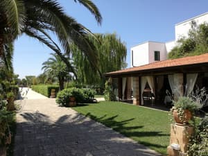 thumbnail: Courtyard