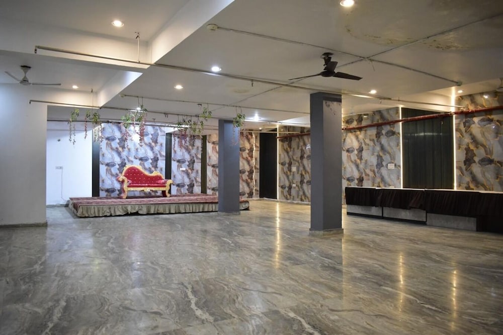 Reception hall