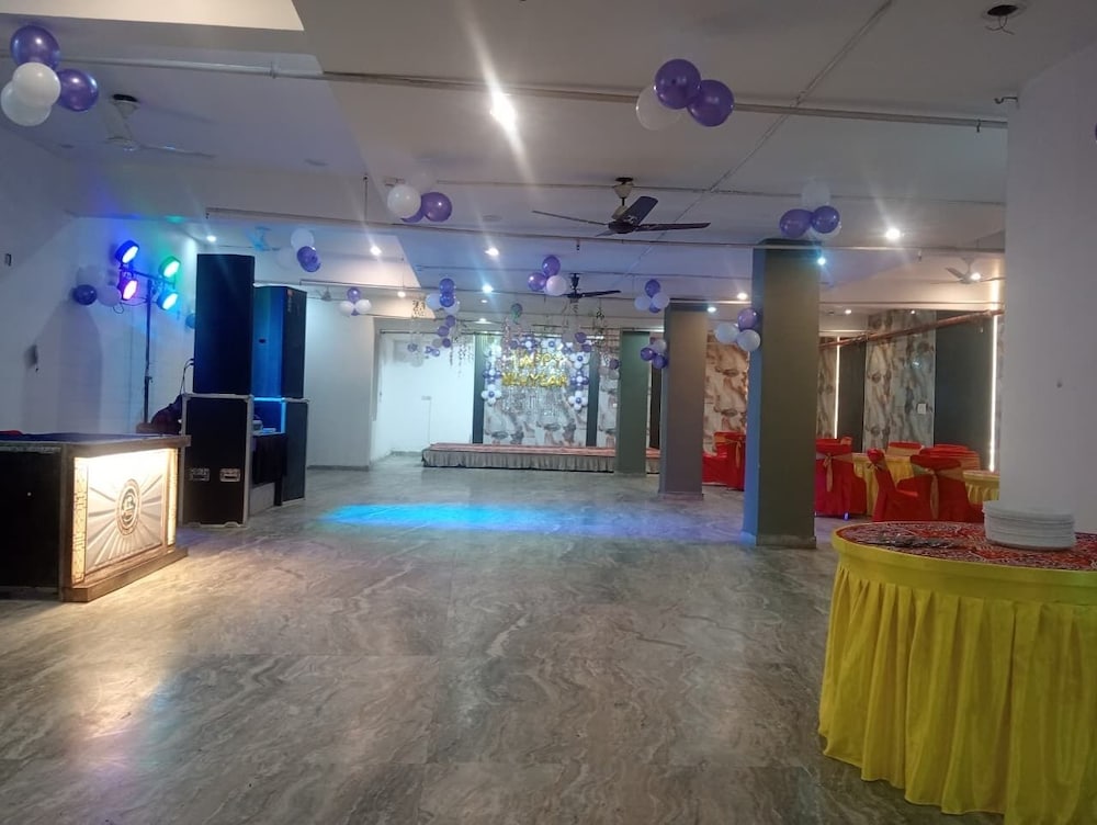 Indoor wedding