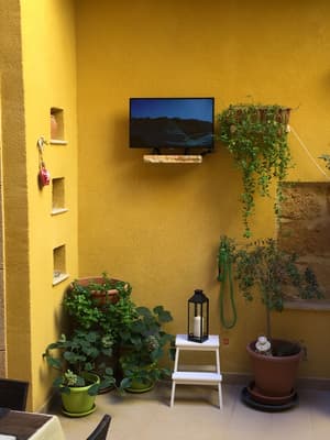 thumbnail: Interior