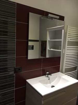 thumbnail: Bathroom sink