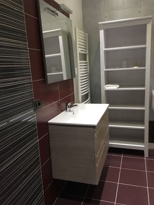 thumbnail: Bathroom