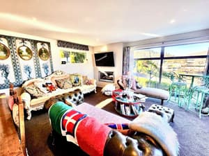 thumbnail: Living area