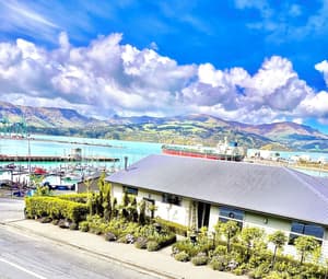 thumbnail: Front of property
