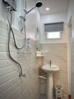 thumbnail: Bathroom