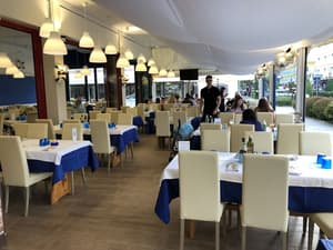 thumbnail: Restaurant
