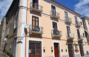 thumbnail: Interior entrance