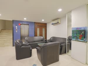 thumbnail: Lobby sitting area