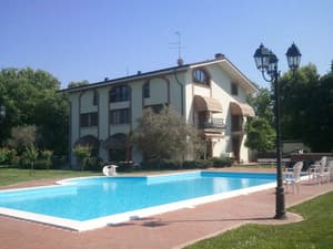 thumbnail: Outdoor pool