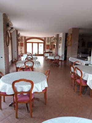 thumbnail: Breakfast area