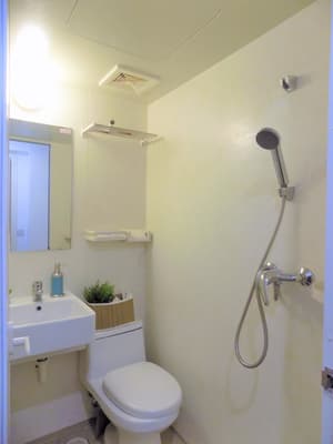 thumbnail: Bathroom