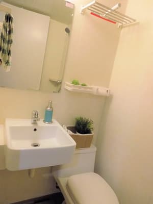 thumbnail: Bathroom