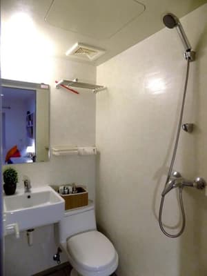 thumbnail: Bathroom