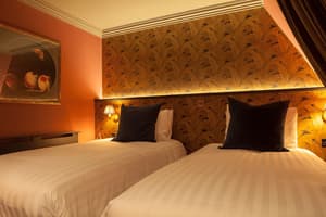 thumbnail: Room