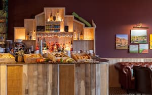 thumbnail: Breakfast area