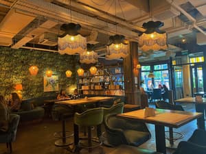 thumbnail: Restaurant