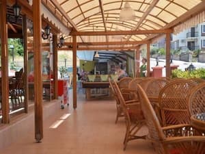 thumbnail: Restaurant
