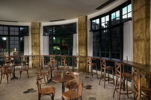 thumbnail: Bar (on property)