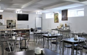 thumbnail: Cafe