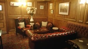 thumbnail: Interior detail