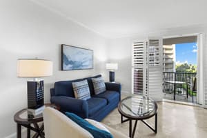 thumbnail: Living room