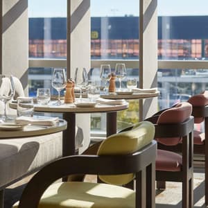 thumbnail: Restaurant