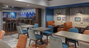 thumbnail: Breakfast area