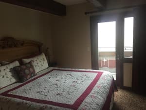 thumbnail: General view