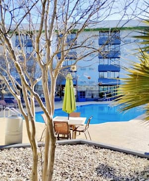 thumbnail: Outdoor pool