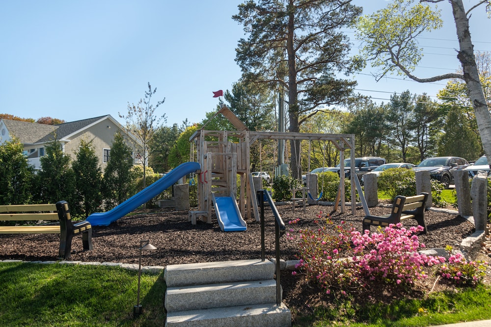 Children's play area - outdoor