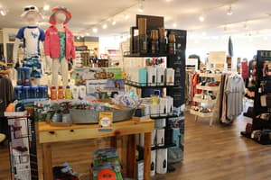 thumbnail: Gift shop