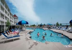 thumbnail: Outdoor pool