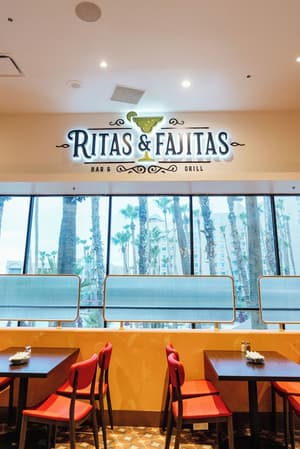 thumbnail: Restaurant