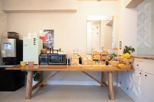 thumbnail: Breakfast area