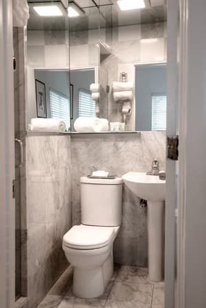 thumbnail: Bathroom