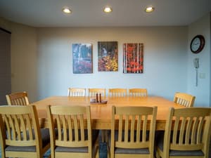 thumbnail: Dining room